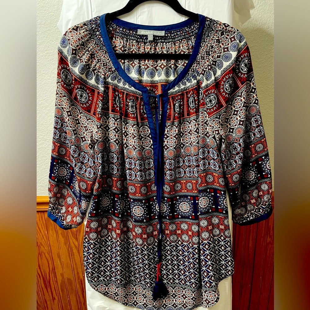 Daniel Rainn casual sheer top
